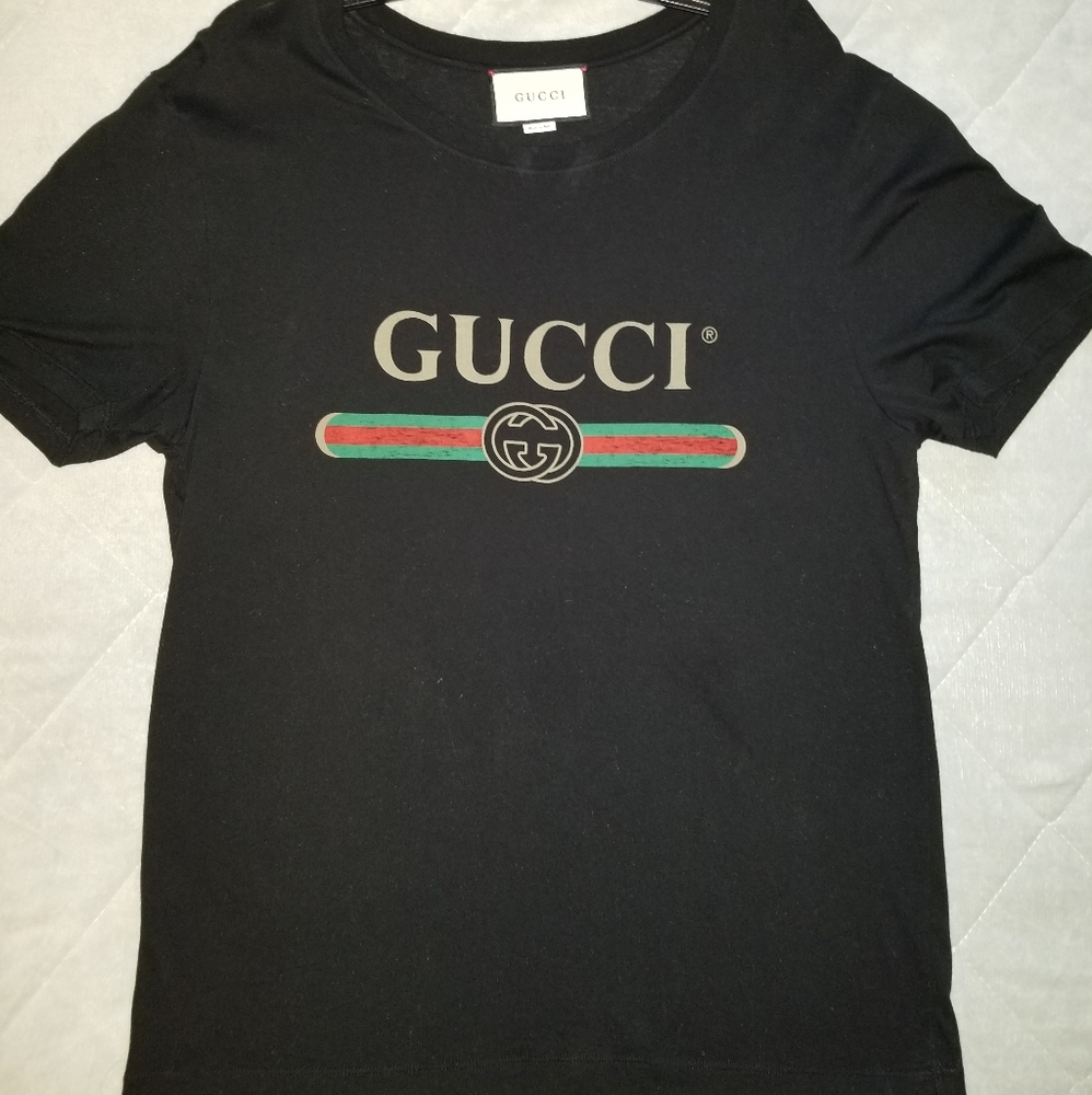Gucci tshirt size medium